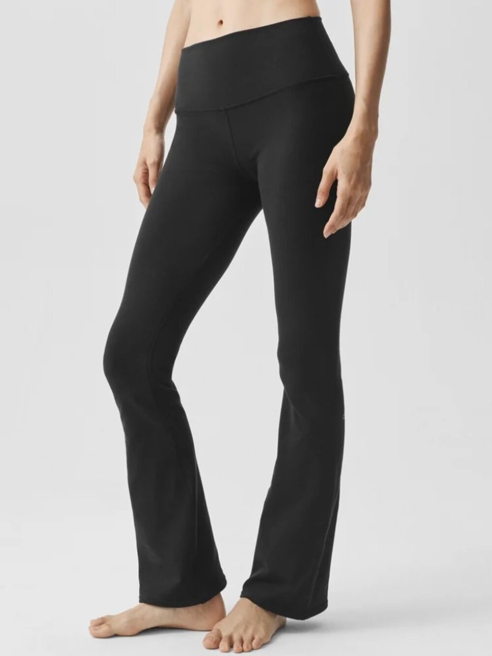 Alo Yoga Airbrush High-Waist Bootcut Legging in Black, Size Small
